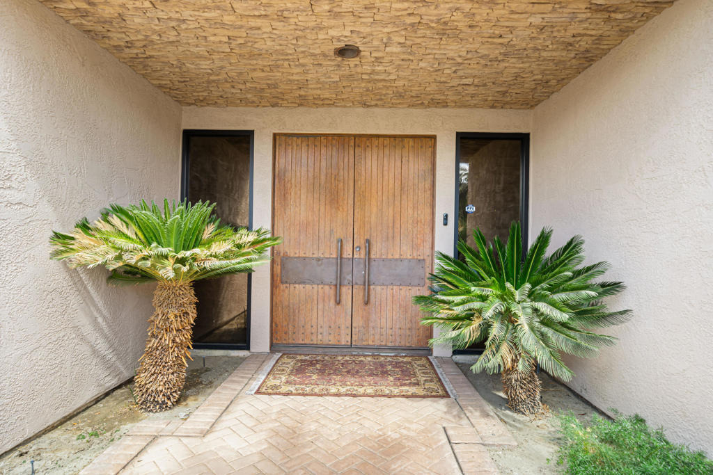 45640 Rancho Palmeras Drive - Photo 4