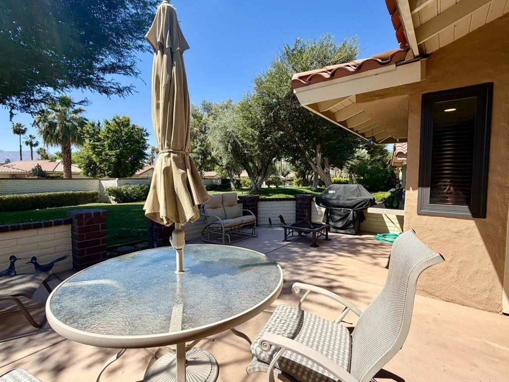 311 Villena Way - Photo 2