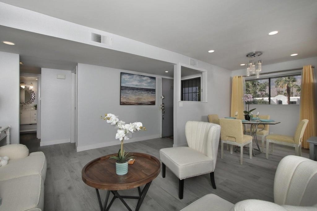 5301 E Waverly Drive - Photo 4