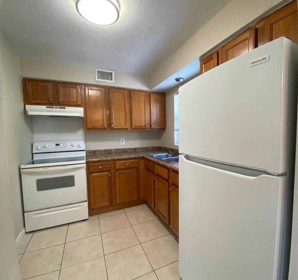 124 Yacht Club Dr. Drive - Photo 6