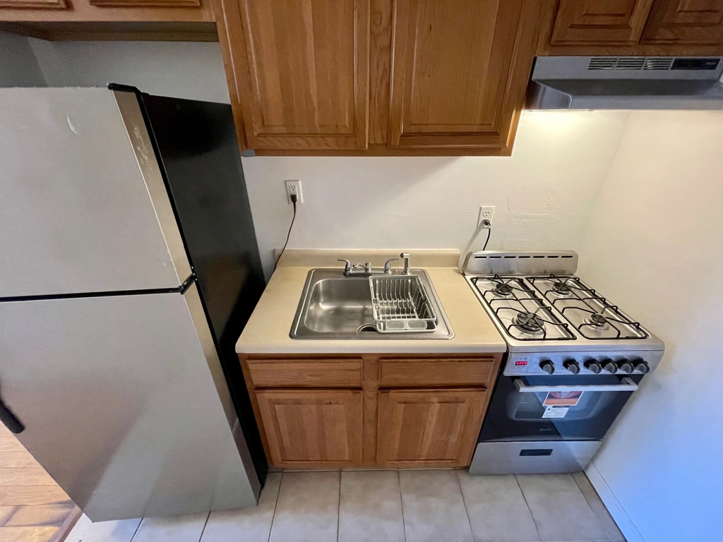 116 East 117th Street - Photo 12