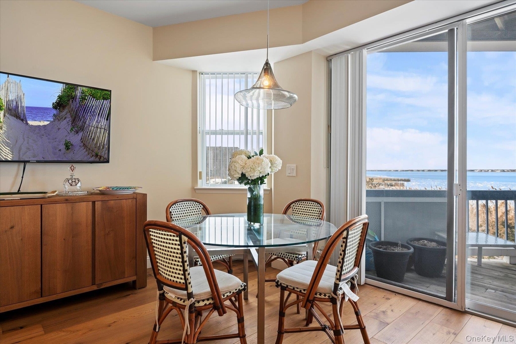 260 Dune Road - Photo 11