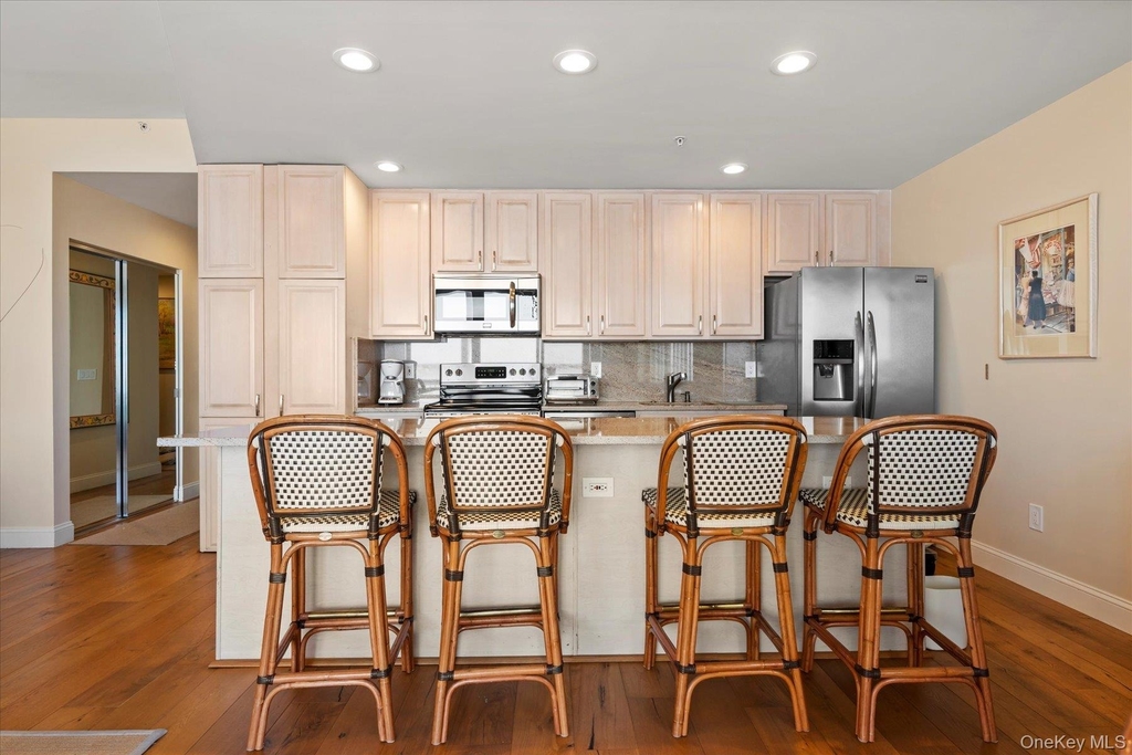 260 Dune Road - Photo 9