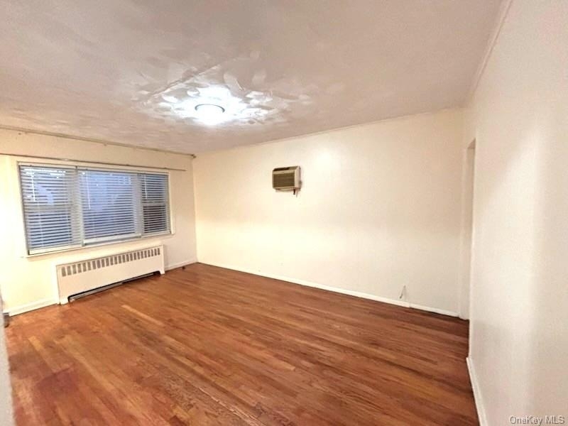 238-23 148th Drive - Photo 3
