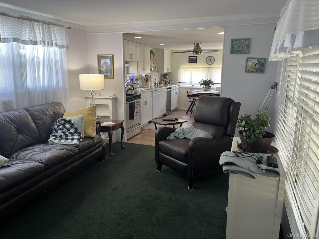525 Riverleigh Avenue - Photo 6