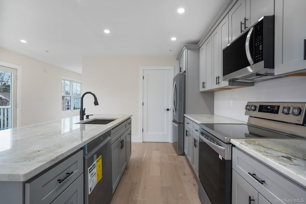 125 New Hamburg Road - Photo 6