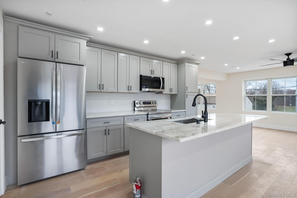 125 New Hamburg Road - Photo 5