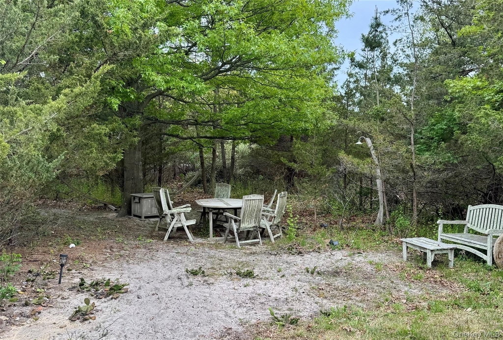 224 Centre Island Road - Photo 12