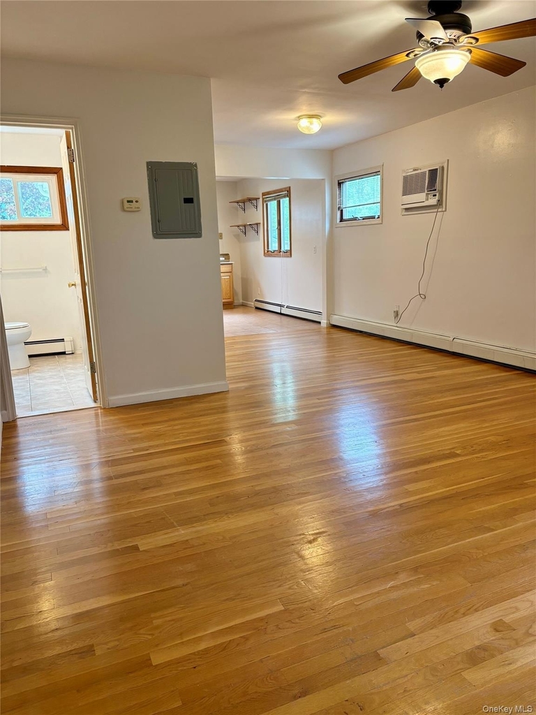 28 Rocco Drive - Photo 5