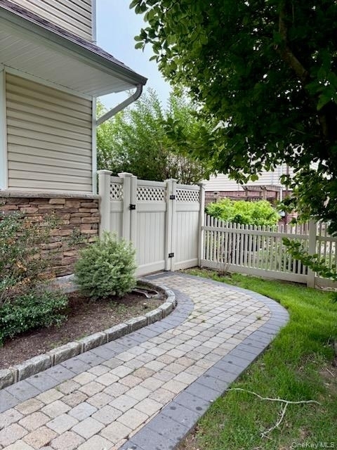28 Rocco Drive - Photo 1