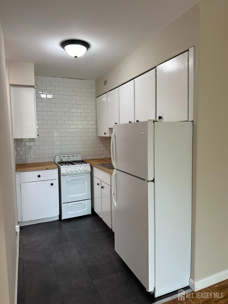 123 S Adelaide Avenue - Photo 4