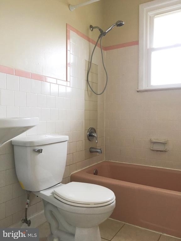 556 Orchard Street Nw - Photo 10