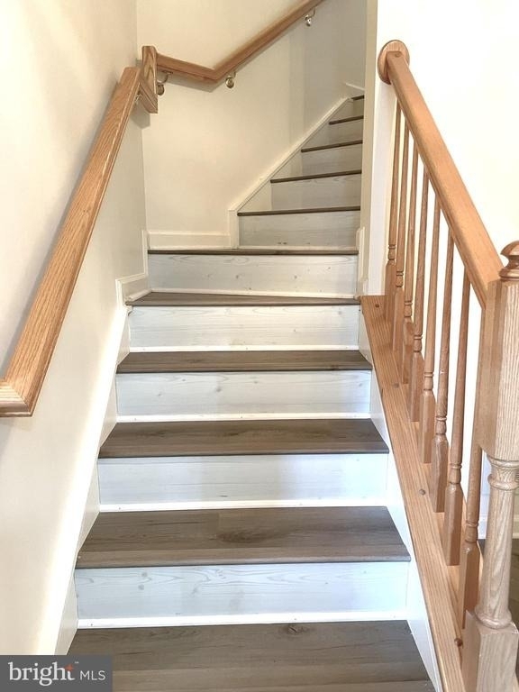 2540 Banshire Drive - Photo 7