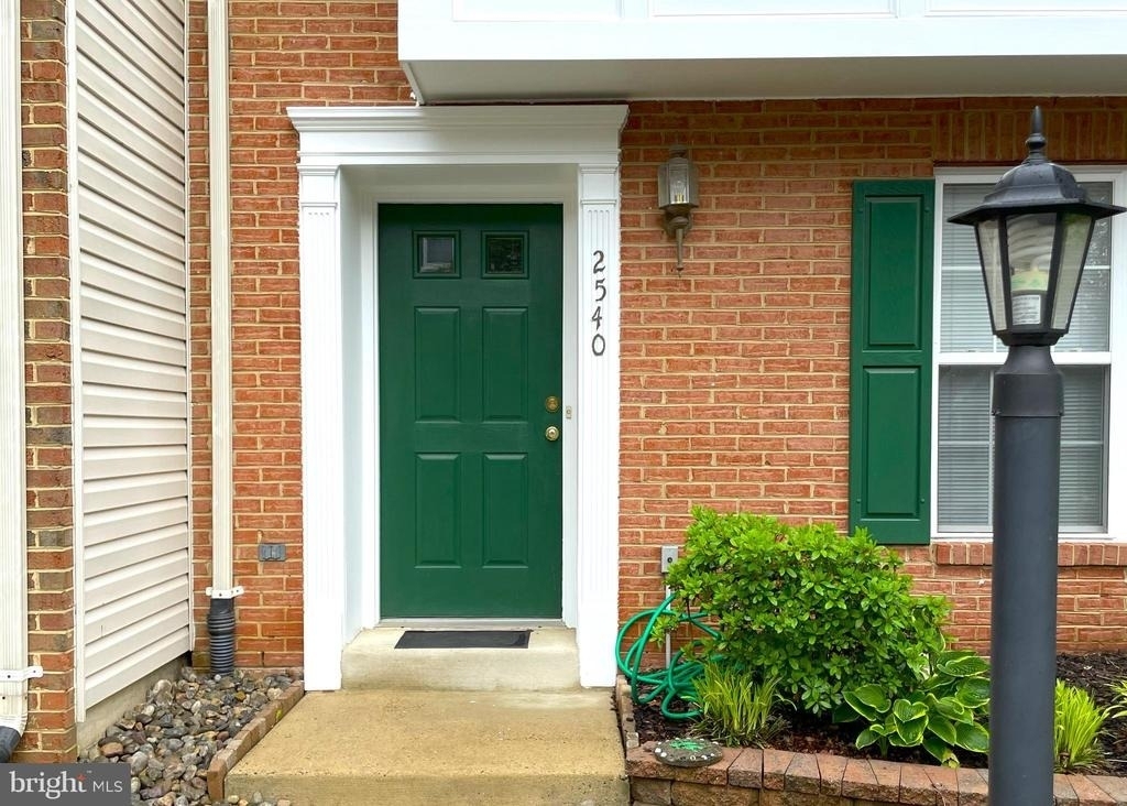 2540 Banshire Drive - Photo 2