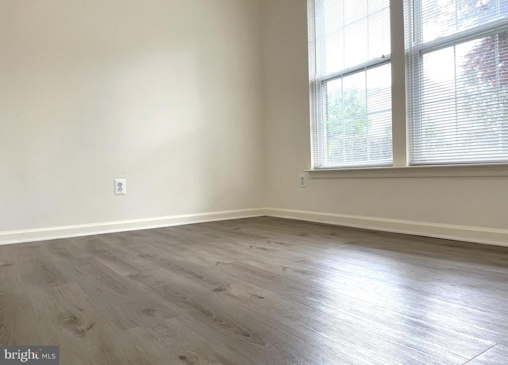 2540 Banshire Drive - Photo 45