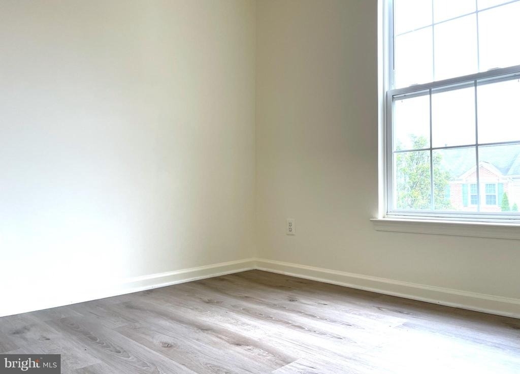 2540 Banshire Drive - Photo 37