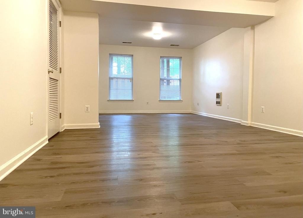 2540 Banshire Drive - Photo 4