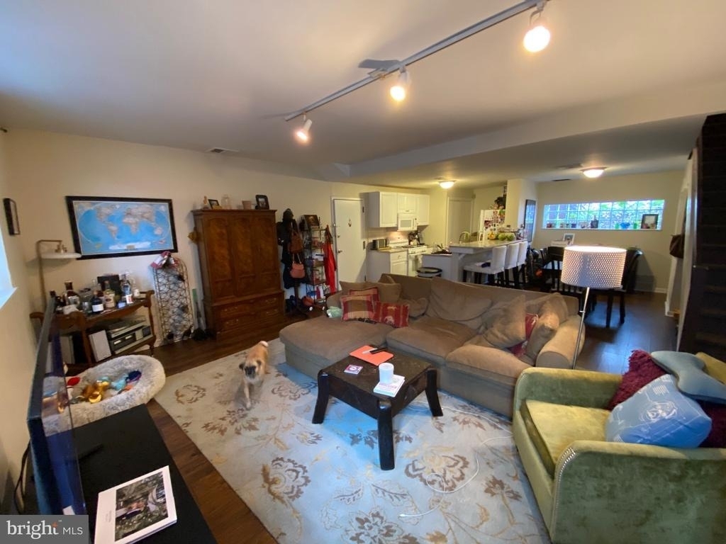 443 Fairmount Avenue - Photo 8