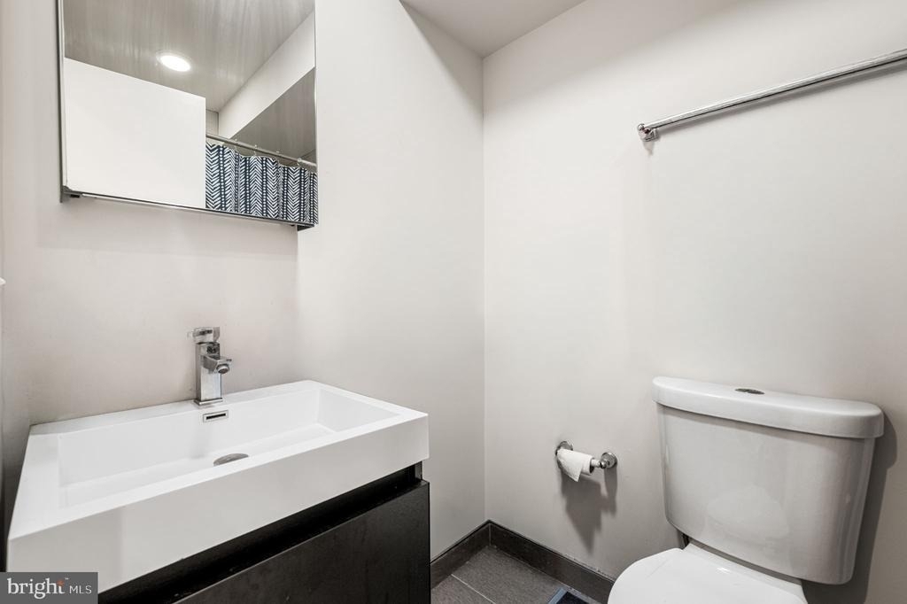 1014 S Bouvier Street - Photo 17
