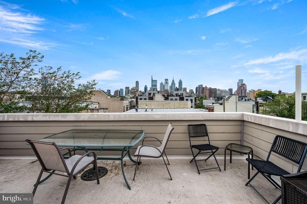 1014 S Bouvier Street - Photo 22