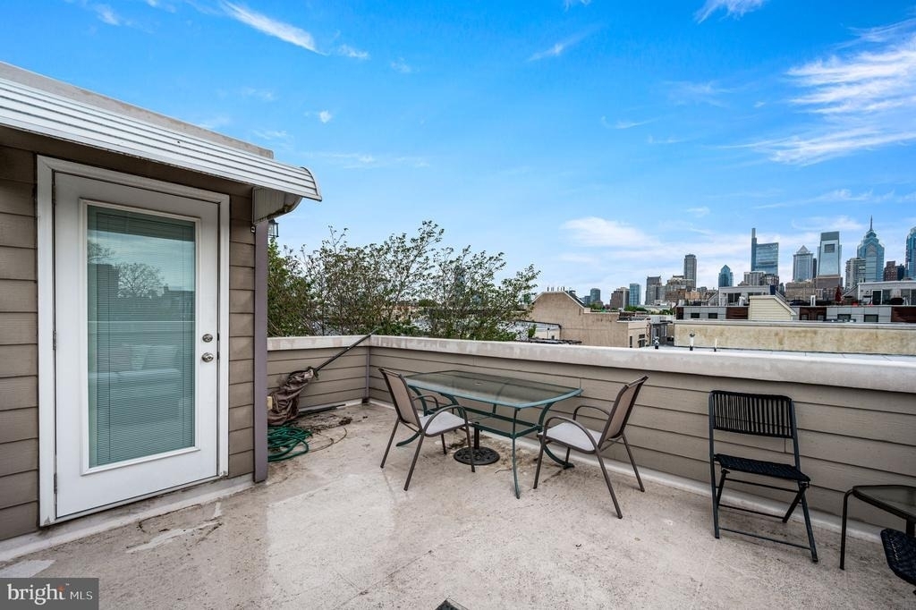 1014 S Bouvier Street - Photo 21