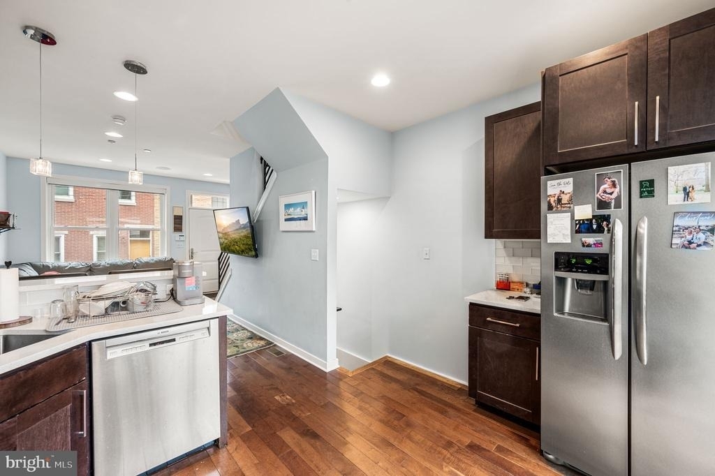 1014 S Bouvier Street - Photo 7