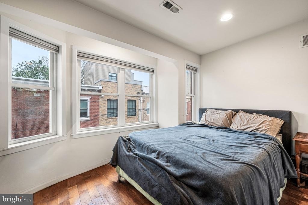 1014 S Bouvier Street - Photo 16