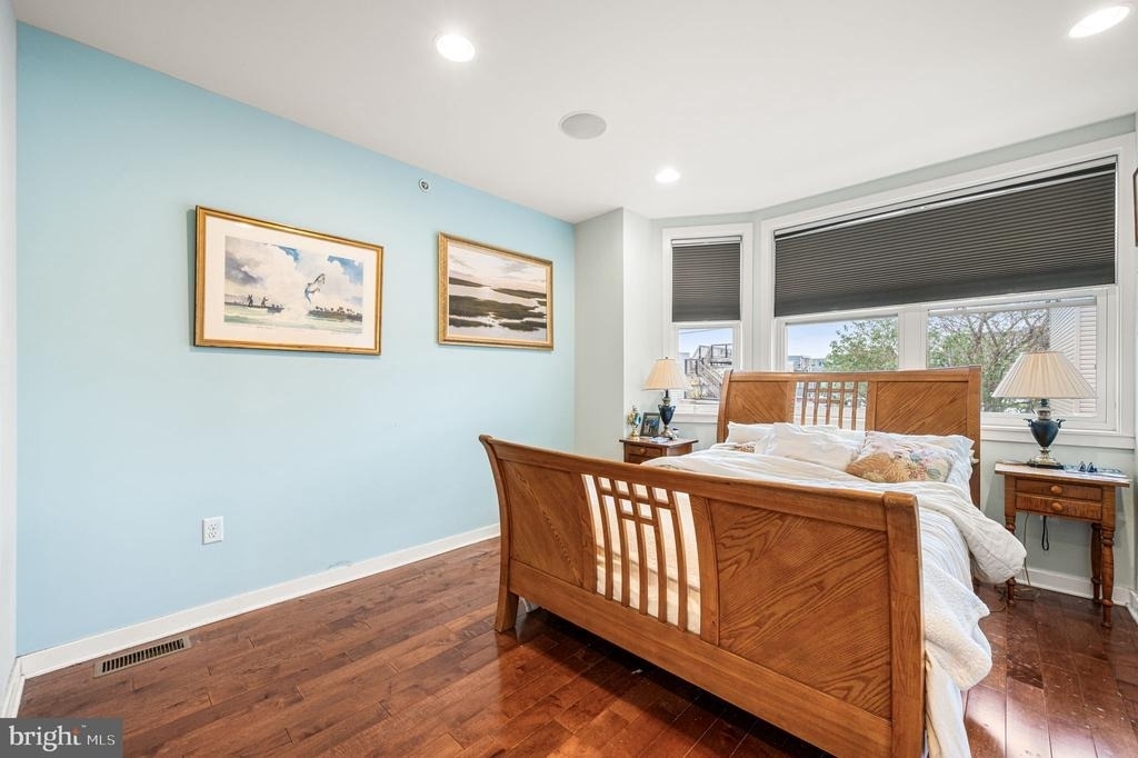 1014 S Bouvier Street - Photo 10