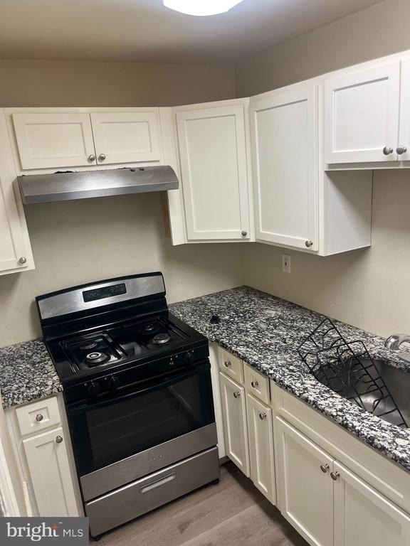 7147 Radbourne Road - Photo 2