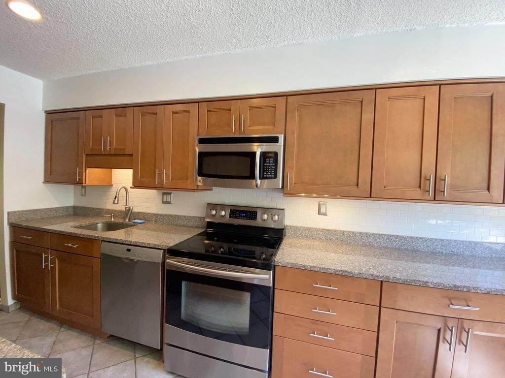 326 Brigade Court - Photo 43
