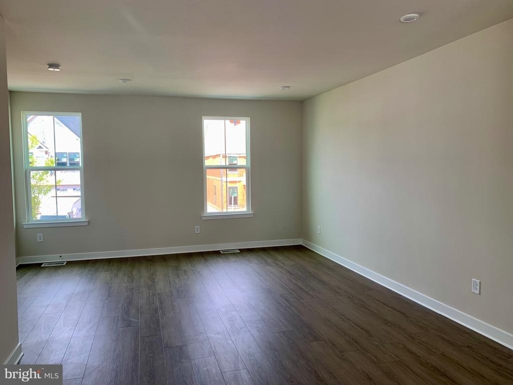 65 Rosemary Way - Photo 8