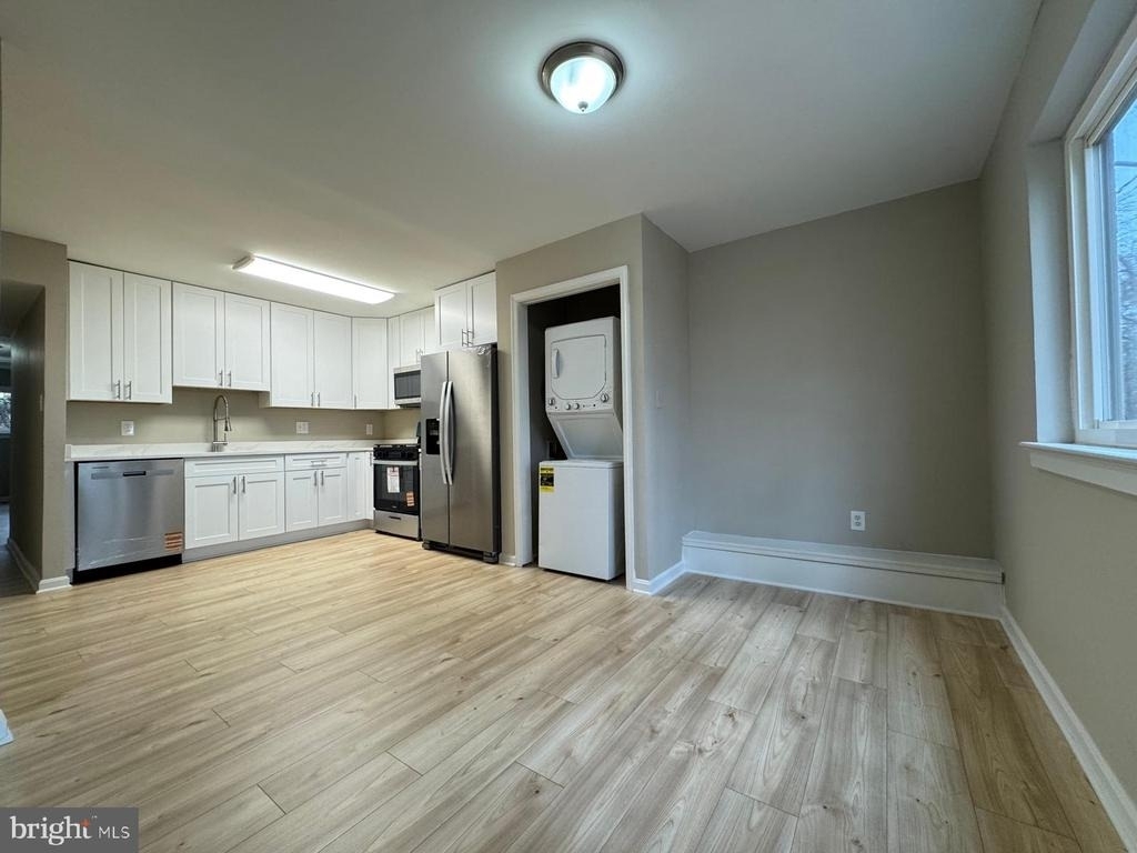 8433 Greenbelt Road - Photo 2