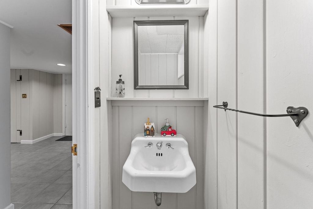 5121 Baltan Road - Photo 39