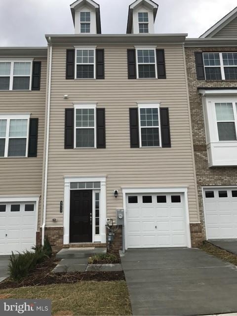 9513 Mary Geneva Lane - Photo 0