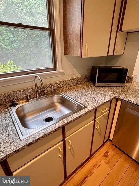 16 Colgate Drive - Photo 8