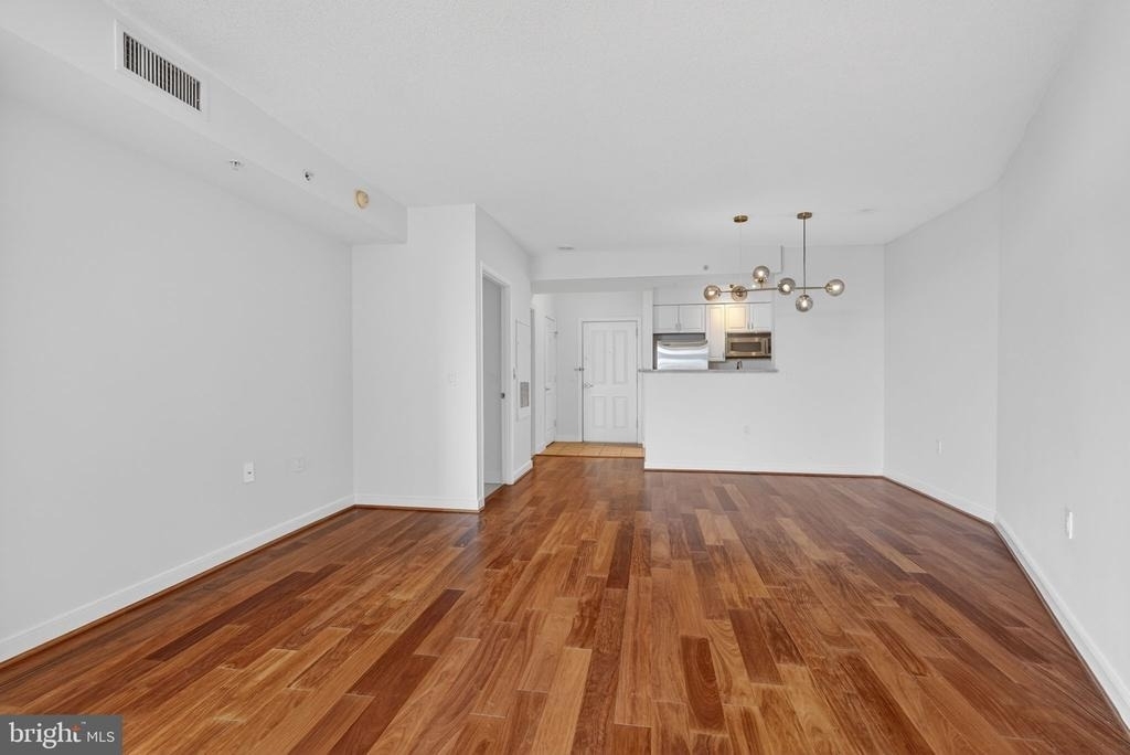 555 Massachusetts Avenue Nw - Photo 7