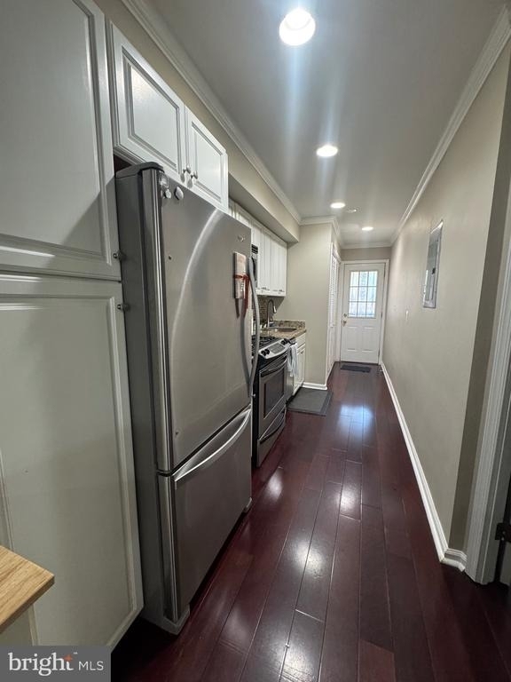 26 17th Street Se - Photo 17