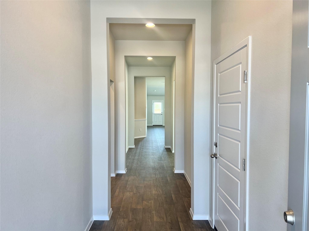144 Edward R. Gaytan St - Photo 3