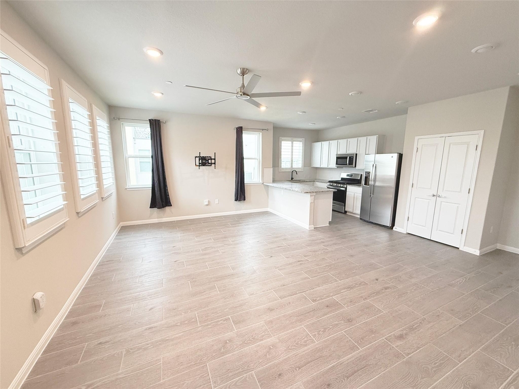 9015 Cattle Baron Path - Photo 2
