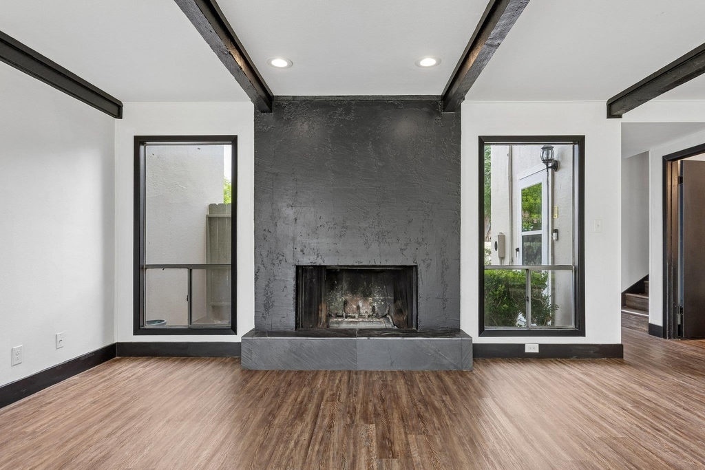 100 Lido Cir - Photo 1