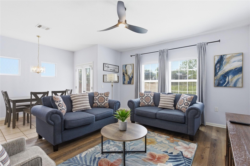 7510 Lazy Creek Dr - Photo 25