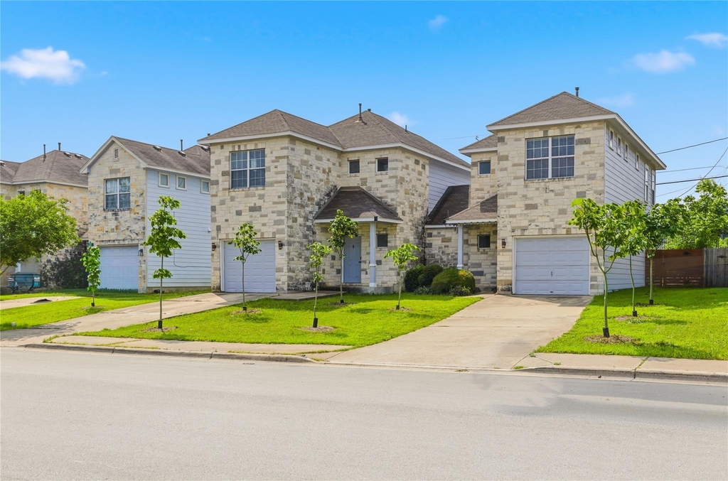 7510 Lazy Creek Dr - Photo 8