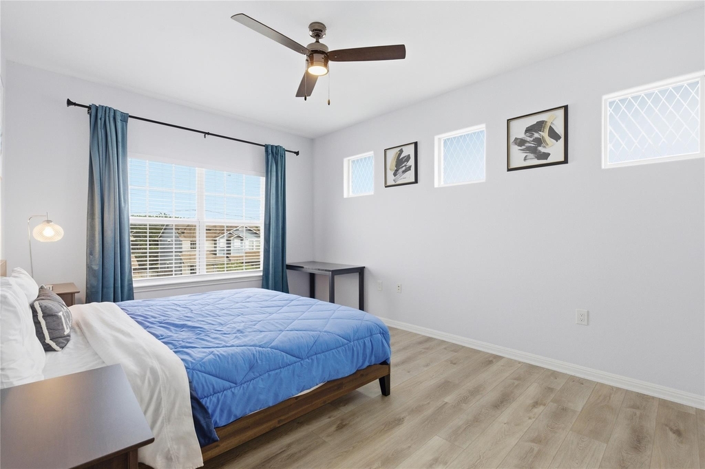 7510 Lazy Creek Dr - Photo 31