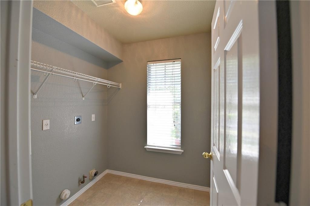 2813 Greenlee Dr - Photo 8