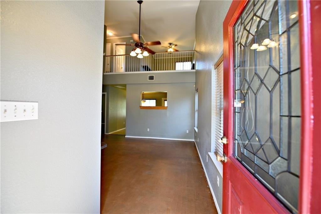 2813 Greenlee Dr - Photo 2