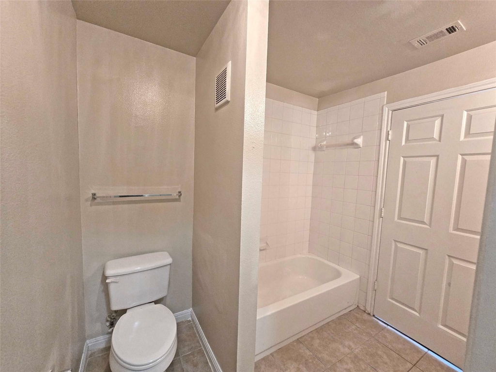 2320 Gracy Farms Ln - Photo 6