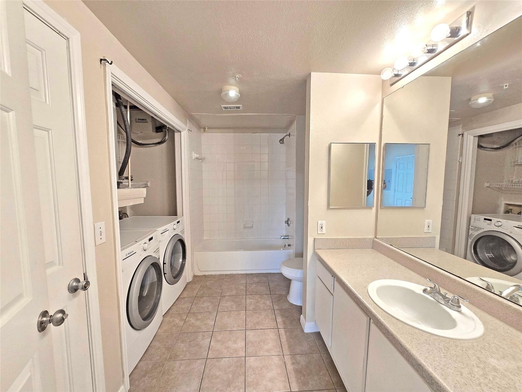 2320 Gracy Farms Ln - Photo 16