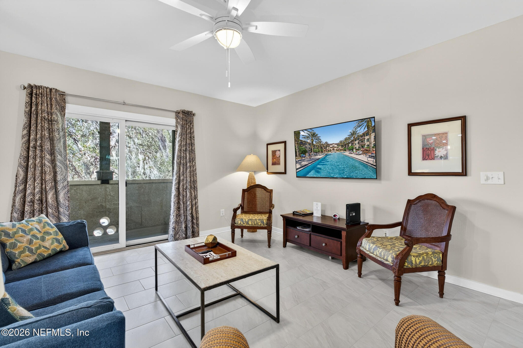 955 Registry Boulevard - Photo 5