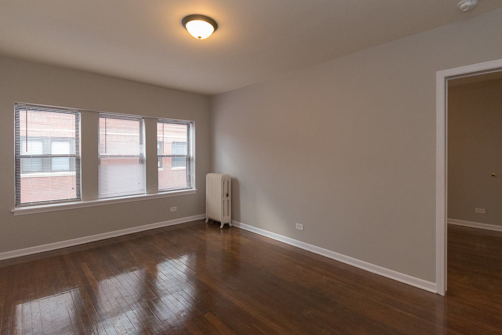 5748 N Winthrop Avenue - Photo 9