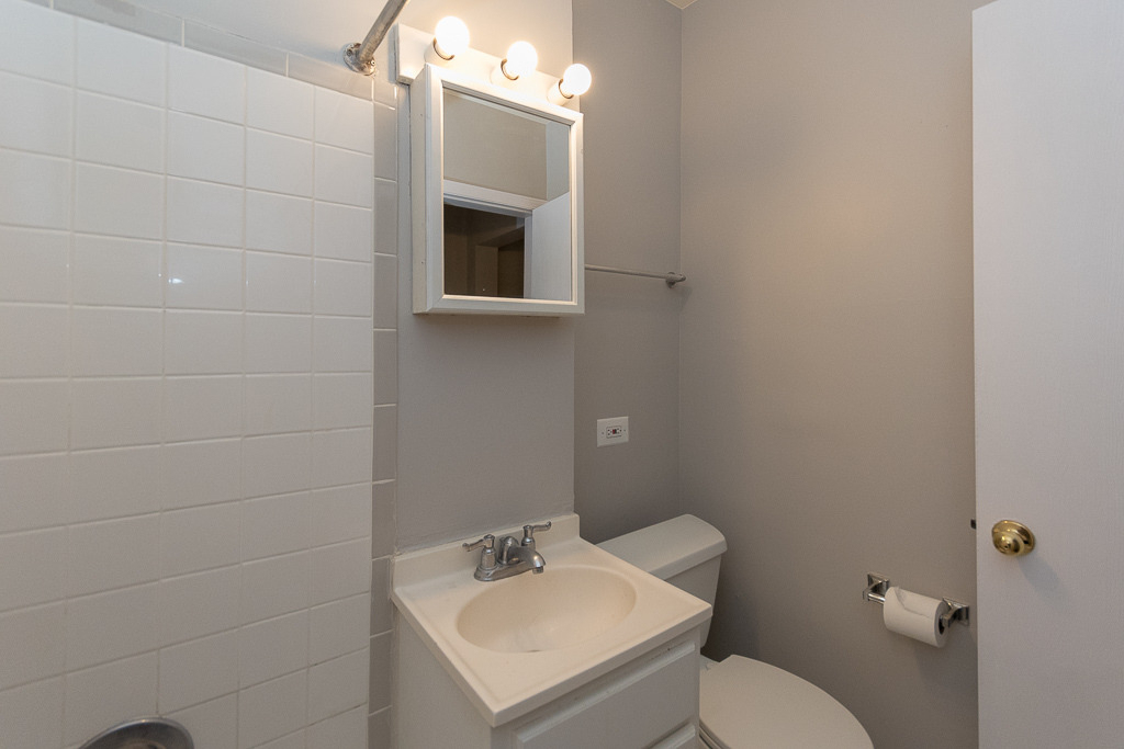 5748 N Winthrop Avenue - Photo 19